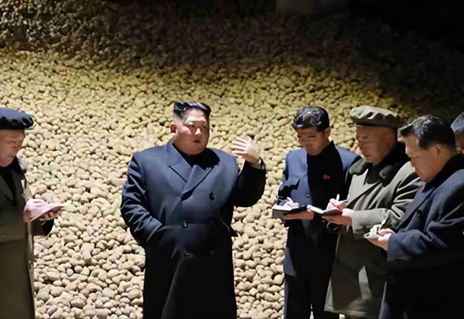 人日常三餐都吃些啥？米饭、泡菜、大酱汤PG电子游戏麻将胡了在金正恩治理下朝鲜(图5)