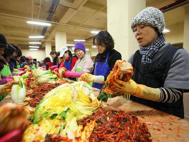 人日常三餐都吃些啥？米饭、泡菜、大酱汤PG电子游戏麻将胡了在金正恩治理下朝鲜(图6)