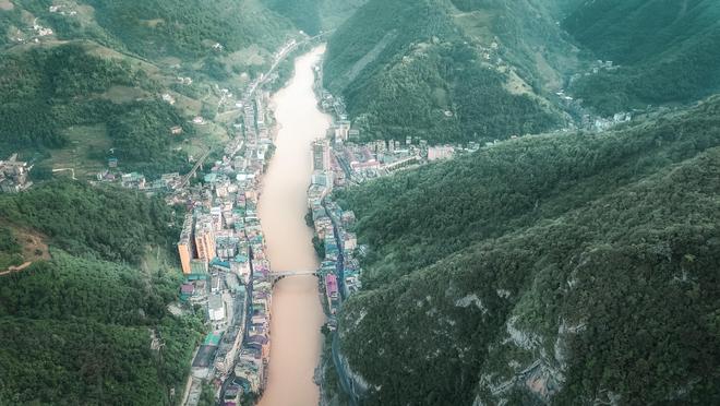 “一线城市”生活松弛人均自来熟PG电子麻将胡了中国最不卷的(图3) “一线城市”生活松弛人均自来熟PG电子麻将胡了中国最不卷的(图3)