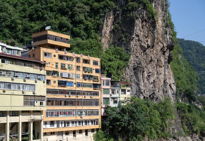 “一线城市”生活松弛人均自来熟PG电子麻将胡了中国最不卷的(图26) “一线城市”生活松弛人均自来熟PG电子麻将胡了中国最不卷的(图26)